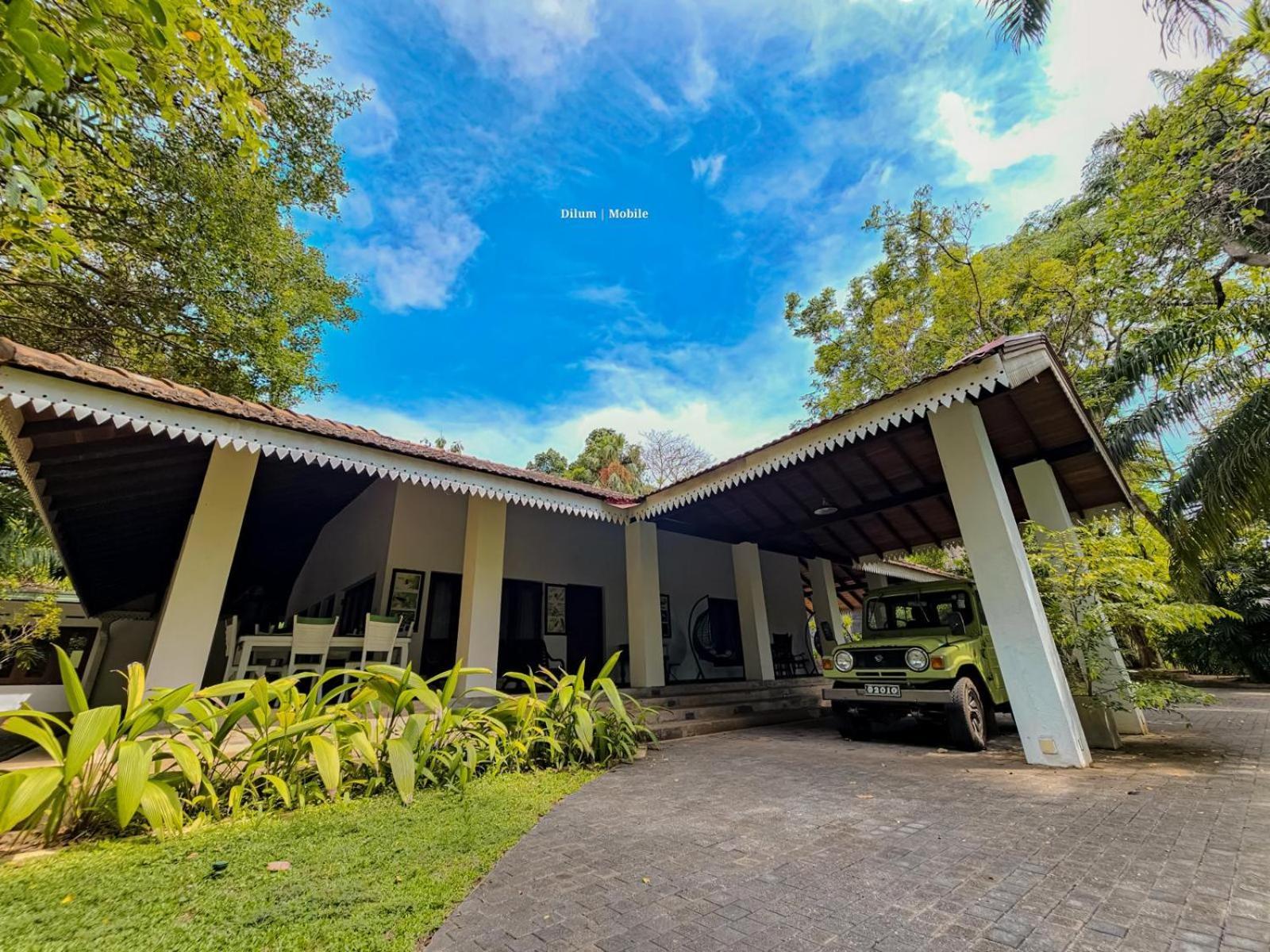 Ceylon Kingsmen Garden Hotel - Katunayake Negombo Eksteriør billede